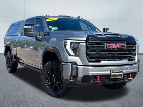 Used 2024 GMC Sierra 2500 AT4 w/ Technology Package AWD/4WD image 33