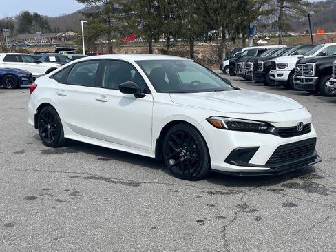 Used 2024 Honda Civic Sport image 1
