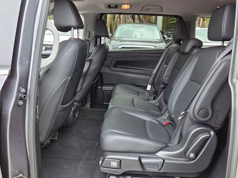 Certified 2024 Honda Odyssey EX-L image 11