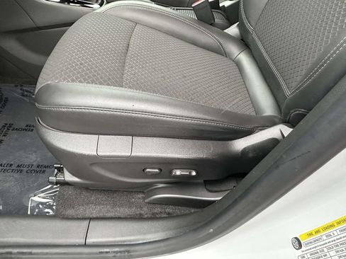 Certified 2022 Buick Encore Preferred w/ Safety Package image 20