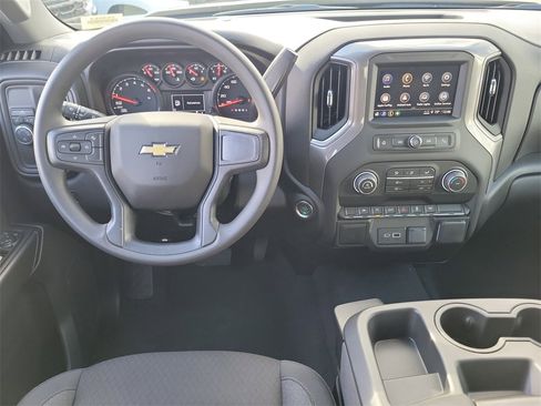 New 2026 Chevrolet Silverado 1500 Custom image 4