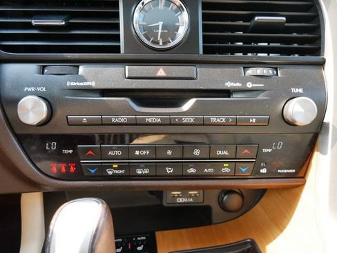 Used 2020 Lexus RX 350 AWD w/ Premium Package image 16