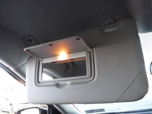 Used 2021 Nissan Kicks SV image 26