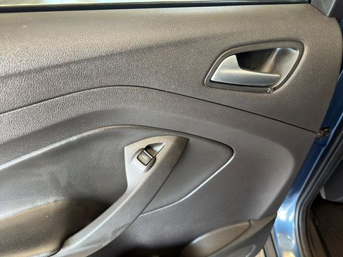 Used 2018 Ford Escape SE AWD/4WD image 11