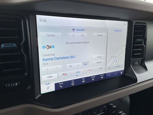 Used 2023 Ford Bronco Wildtrak image 28