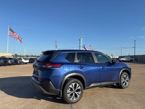 Certified 2023 Nissan Rogue SV FWD image 23
