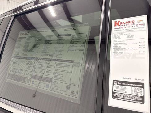 New 2026 GMC Yukon Denali w/ Sun & Power Step Package image 35