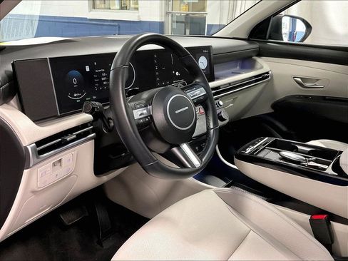 Certified 2025 Hyundai Tucson SEL AWD/4WD image 8