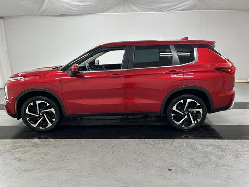 Used 2023 Mitsubishi Outlander SE AWD/4WD image 6
