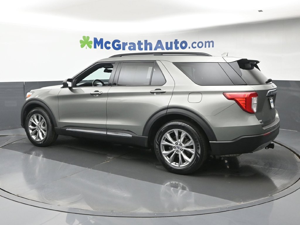 Used 2020 Ford Explorer XLT w/ Equipment Group 202A AWD/4WD image 27