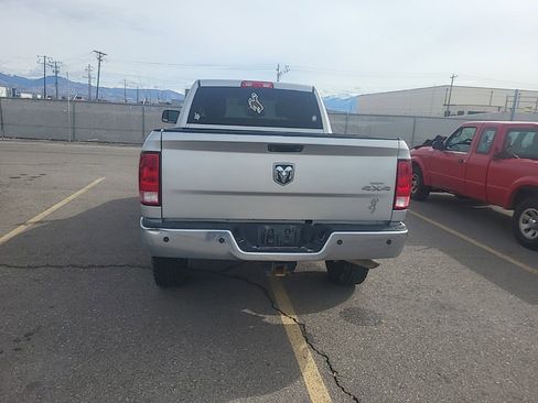 Used 2016 RAM 2500 Tradesman w/ Chrome Appearance Group image 7