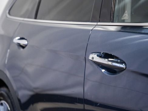 Used 2017 Hyundai Santa Fe Limited image 10