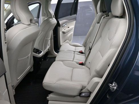 Used 2023 Volvo XC90 B6 Plus w/ Protection Package Premier AWD/4WD image 27