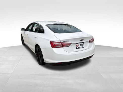 Used 2024 Chevrolet Malibu LT w/ Midnight Edition FWD image 8