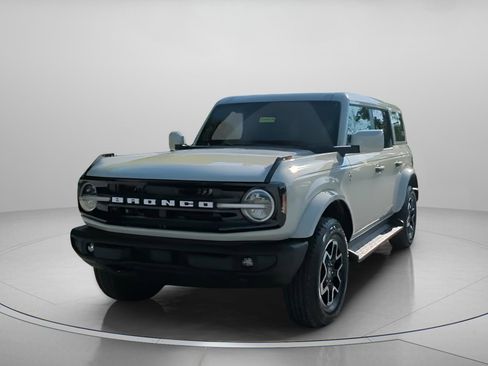 New 2026 Ford Bronco Outer Banks AWD/4WD image 11