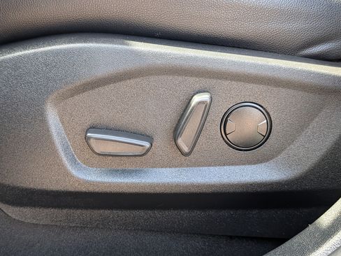 Used 2024 Ford Edge Titanium AWD/4WD image 20