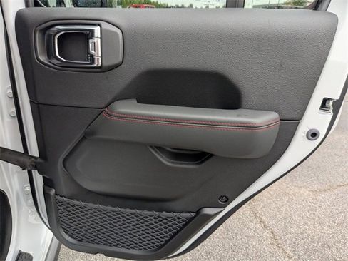 New 2025 Jeep Wrangler Unlimited Rubicon image 28