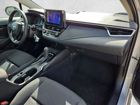Used 2024 Toyota Corolla LE FWD image 20