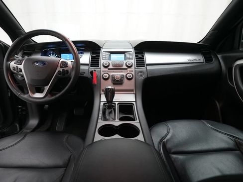 Used 2018 Ford Taurus SEL FWD image 5