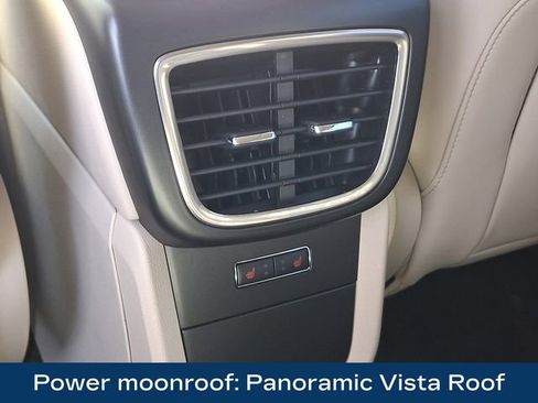 Used 2019 Lincoln Nautilus Reserve image 14