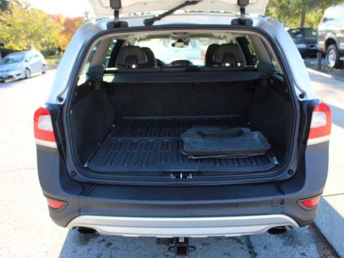 Used 2016 Volvo XC70 T5 Premier w/ Proximity Package image 15