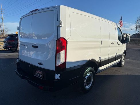 Used 2019 Ford Transit 250 130 Low Roof image 5