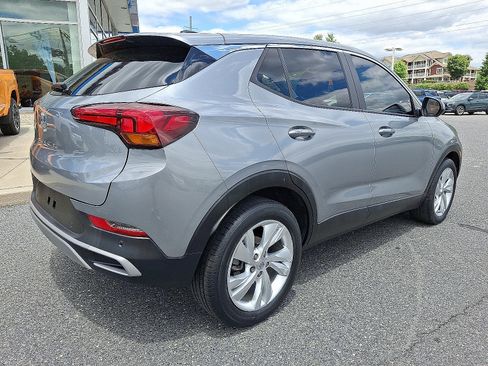 Used 2024 Buick Encore GX Preferred w/ Comfort Package FWD image 7