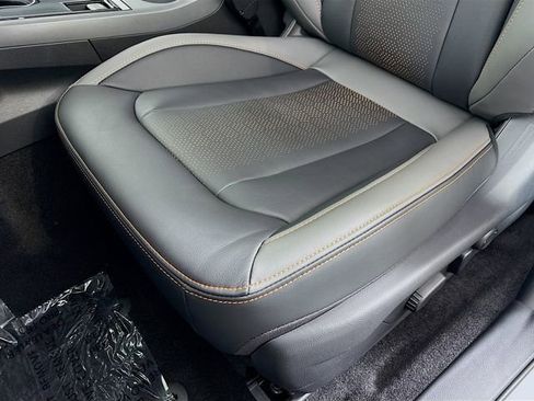 New 2026 Subaru Crosstrek 2.5i Limited w/ Crosstrek Mirror Package image 18