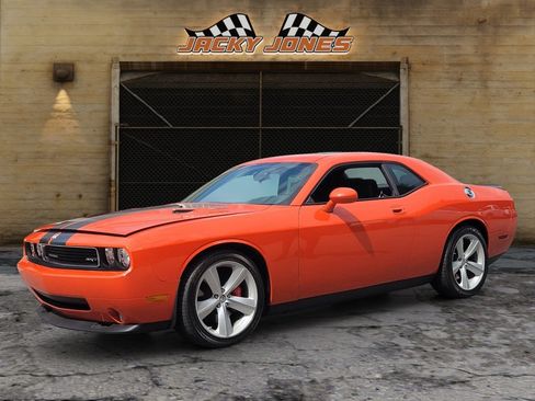 Used 2008 Dodge Challenger SRT8 RWD image 1