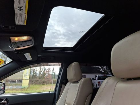 Used 2022 Dodge Durango GT image 15