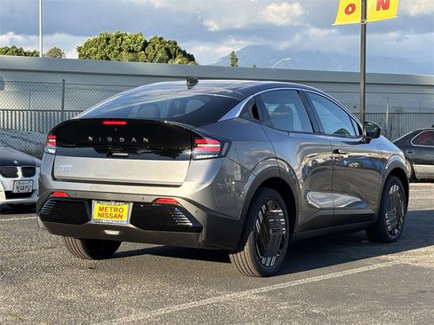 New 2026 Nissan Leaf w/ Floor Mat Package (S+) image 2