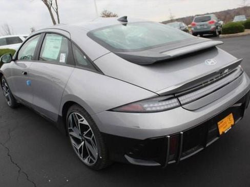Used 2024 Hyundai Ioniq 6 SEL AWD/4WD image 5