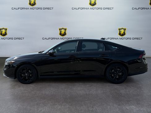 Used 2025 Honda Accord SE image 2