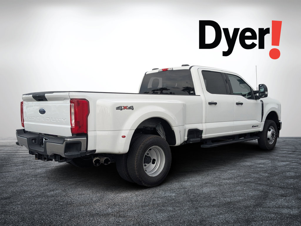 Used 2025 Ford F350 XLT AWD/4WD image 3