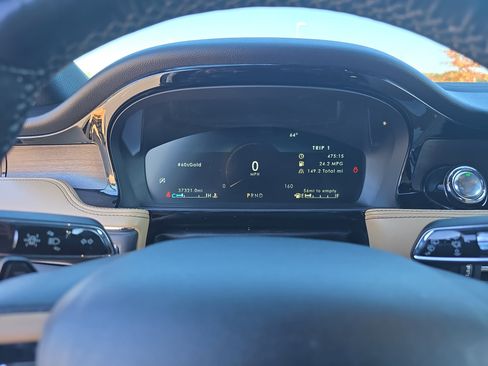 Used 2021 Lincoln Corsair Reserve w/ Elements Package image 18