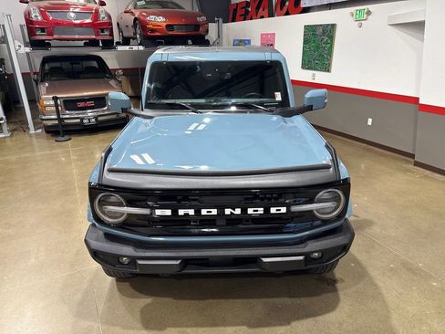 Used 2022 Ford Bronco Outer Banks image 18