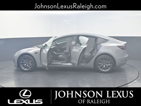 Used 2020 Tesla Model 3 Standard Range Plus image 26