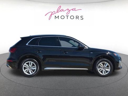 Certified 2023 Audi Q5 2.0T Premium w/ Convenience Package AWD/4WD image 4