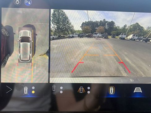 New 2026 Chevrolet Equinox RS w/ Safety and Technology Package FWD image 10