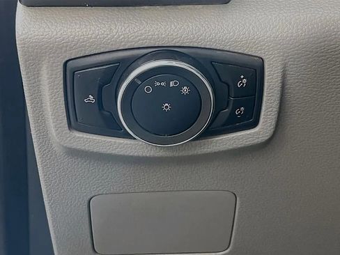 Used 2017 Ford F250 XL RWD image 11