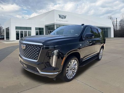 Used 2025 Cadillac Escalade Premium Luxury AWD/4WD image 7