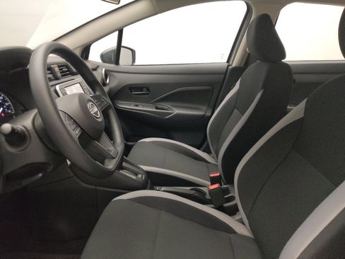 Used 2025 Nissan Versa S w/ S Plus Package image 17