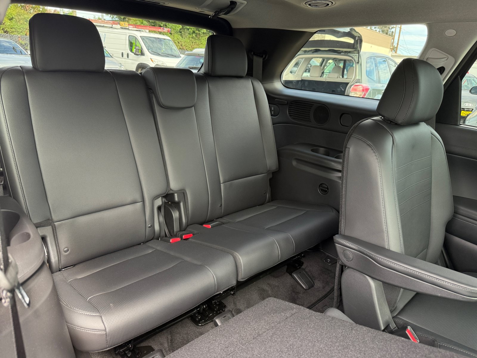 Certified 2026 Hyundai Palisade Limited AWD/4WD image 21