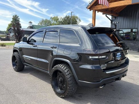 Used 2014 Jeep Grand Cherokee Limited w/ Trailer Tow Group IV AWD/4WD image 6