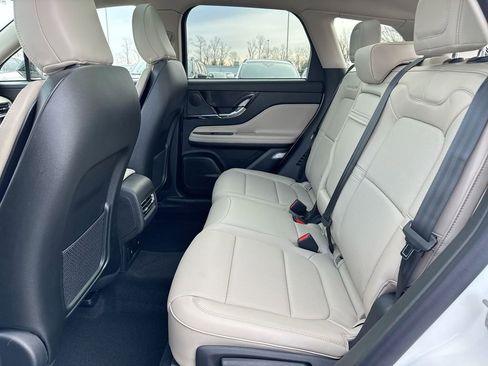 New 2026 Lincoln Corsair Reserve AWD/4WD image 24