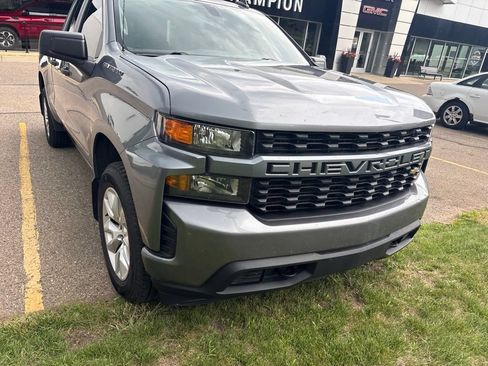 Used 2021 Chevrolet Silverado 1500 Custom AWD/4WD image 2