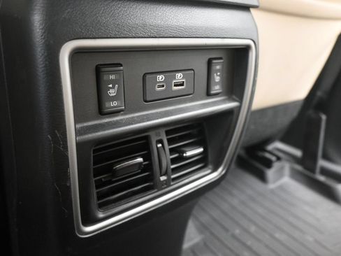 Used 2020 Nissan Murano Platinum FWD image 18