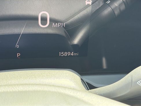 Used 2024 Buick Envista Preferred w/ Convenience I Package FWD image 11