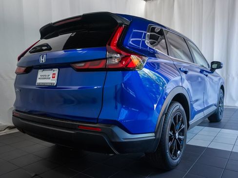 Used 2023 Honda CR-V EX image 4