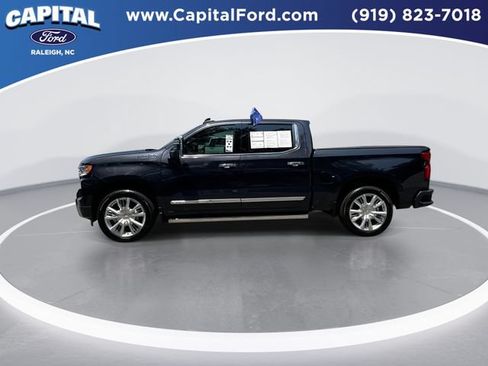 Used 2024 Chevrolet Silverado 1500 High Country w/ High Country Premium Package AWD/4WD image 5